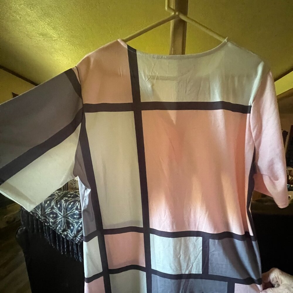 top - Picture 4 of 5